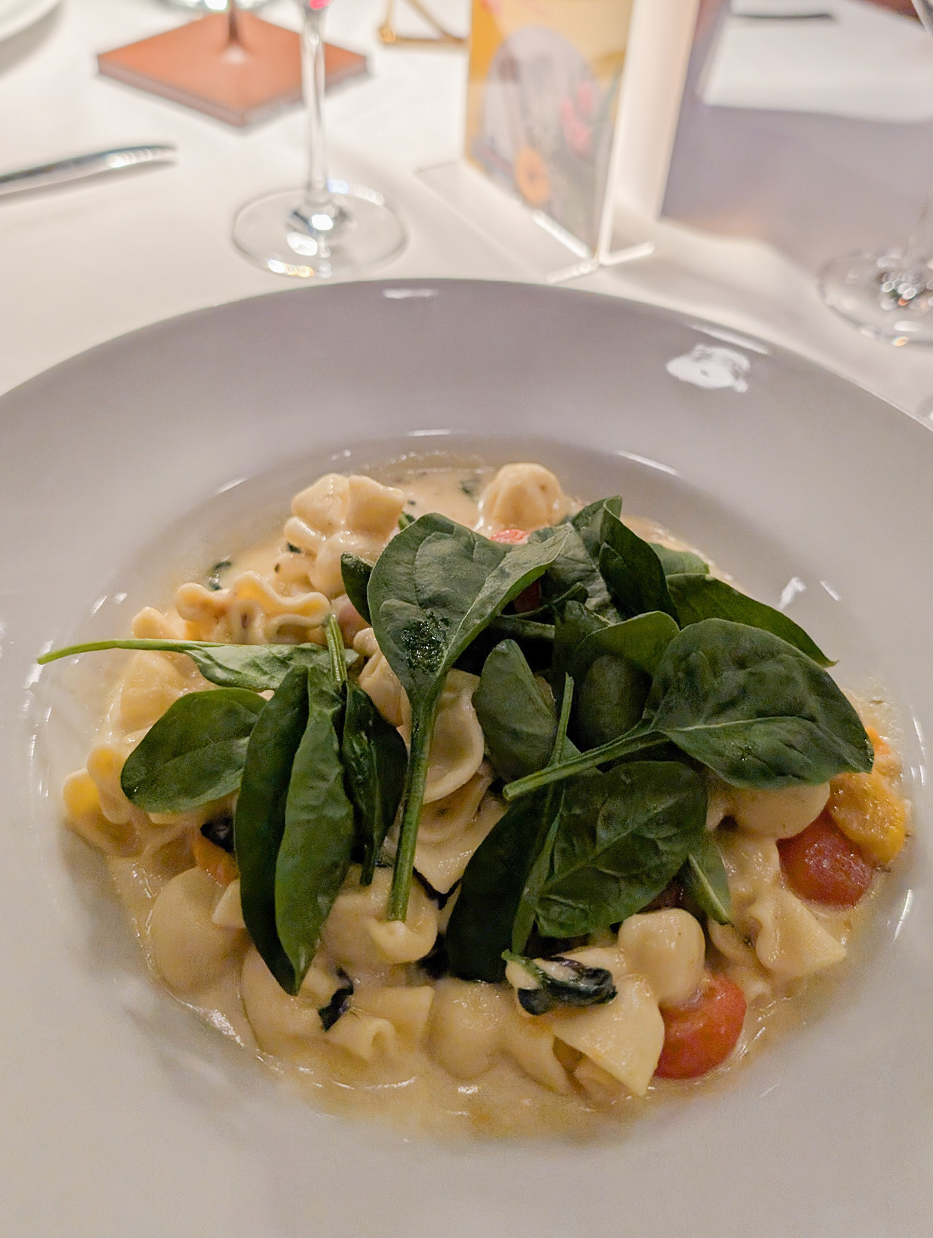 Comedy Dinner mit Max Bünzli Hauptgang Vegi