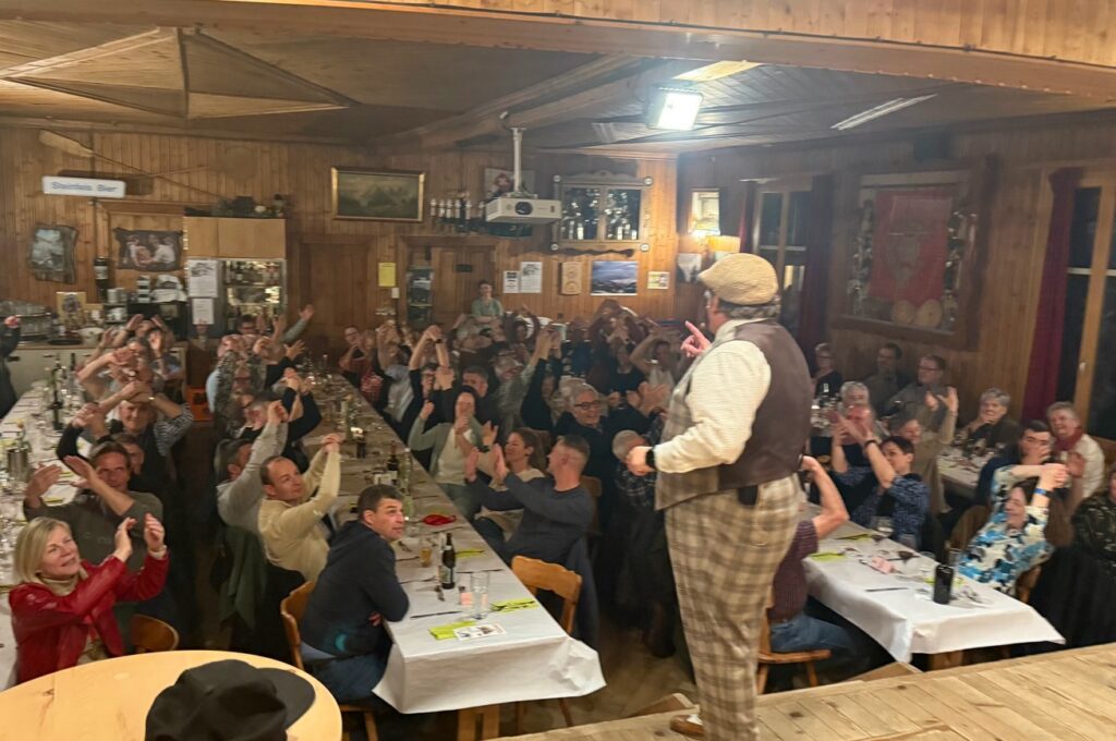 Max Bünzli vor Publikum